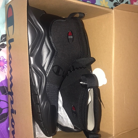 Champions shoes - Picture 4 of 5